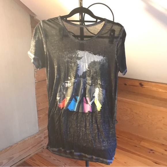 The Beatles Black Sheer Abbey Road Band Tee, EUC, S - Picture 3 of 10